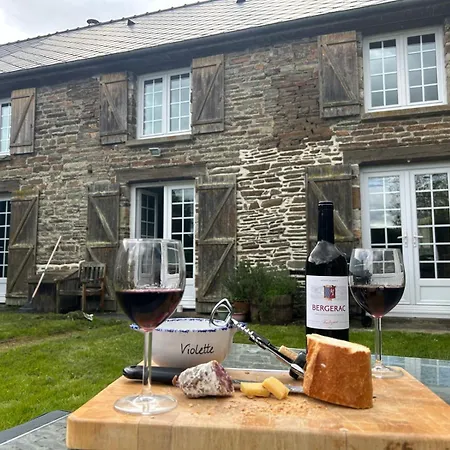 Holiday home Le Des Violettes *